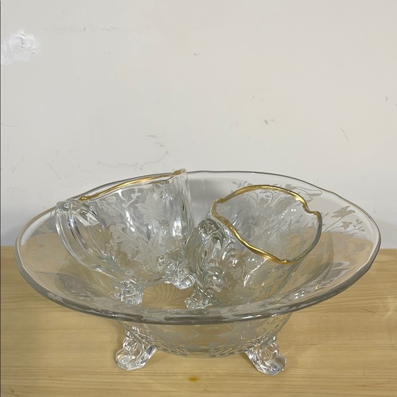 Elegant Silver and Gold Serveware Set for Dining